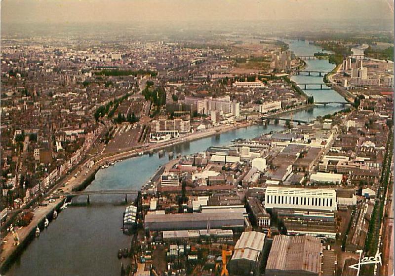 Nantes_les_Ponts_Le_CHU_0.jpg