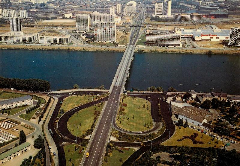 Nantes_pont_Georges_Clemenceau.jpg