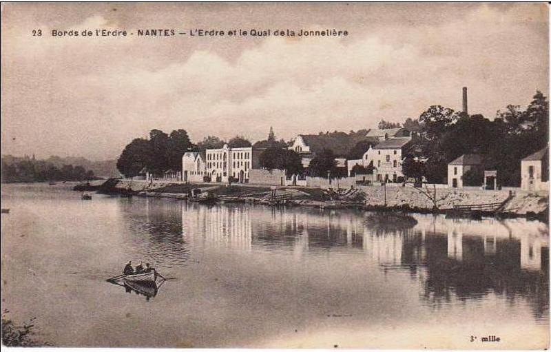 Nantes_L-Erdre_et_le_Quai_de_la_Jonneliere.jpg