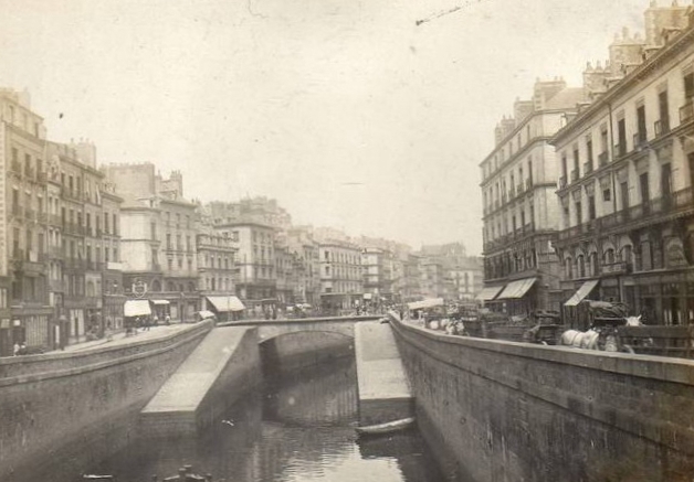 Nantes_Le_Canal_de_Nantes_a_Brest_L-Erdre.JPG.jpg