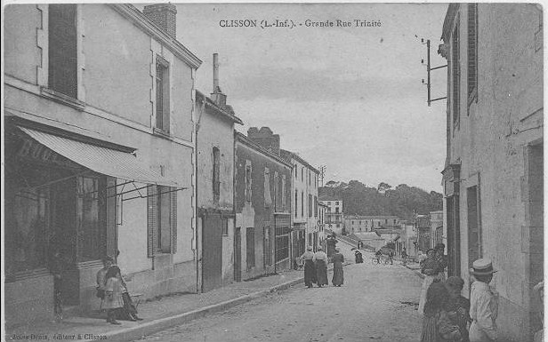 Clisson-Grand-Rue_Trinite.jpg