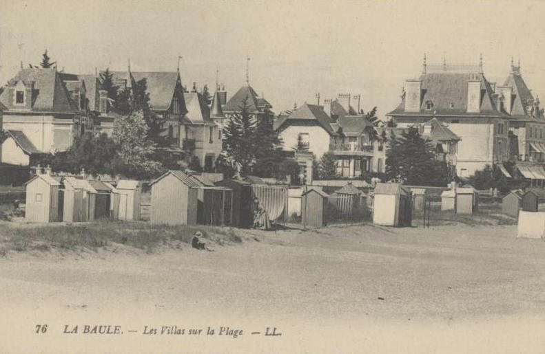 La_Baule_Les_Villas_sur_la_Plage.jpg