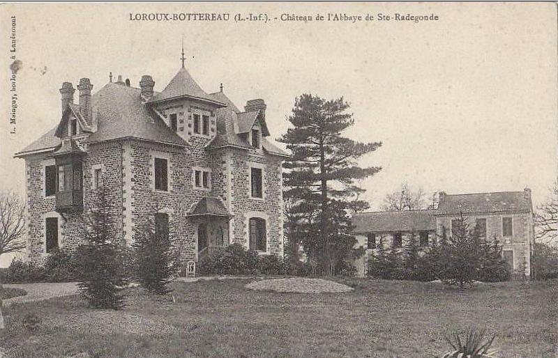 Le_Loroux_Bottereau_St_Ranegonde.jpg