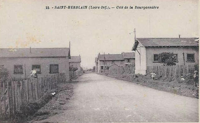 St_Herblain_Cite_de_la_Bourgonniere.jpg