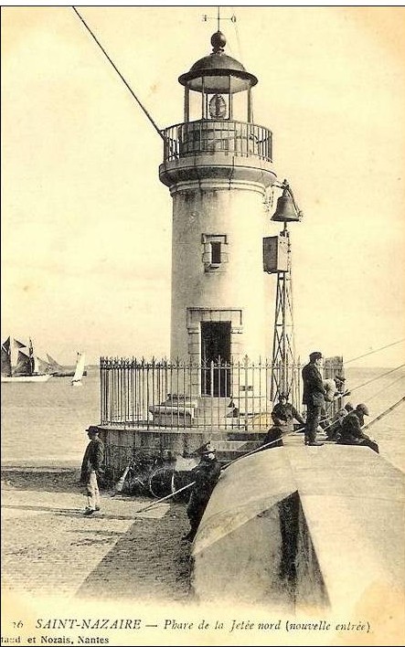 Saint_Nazaire_Phare_de_la_Jete_Nord.jpg